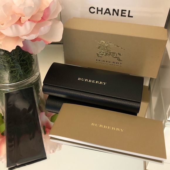 NWT Burberry 49MM Angular Cat Eye Sunglasses - Picture 3 of 9